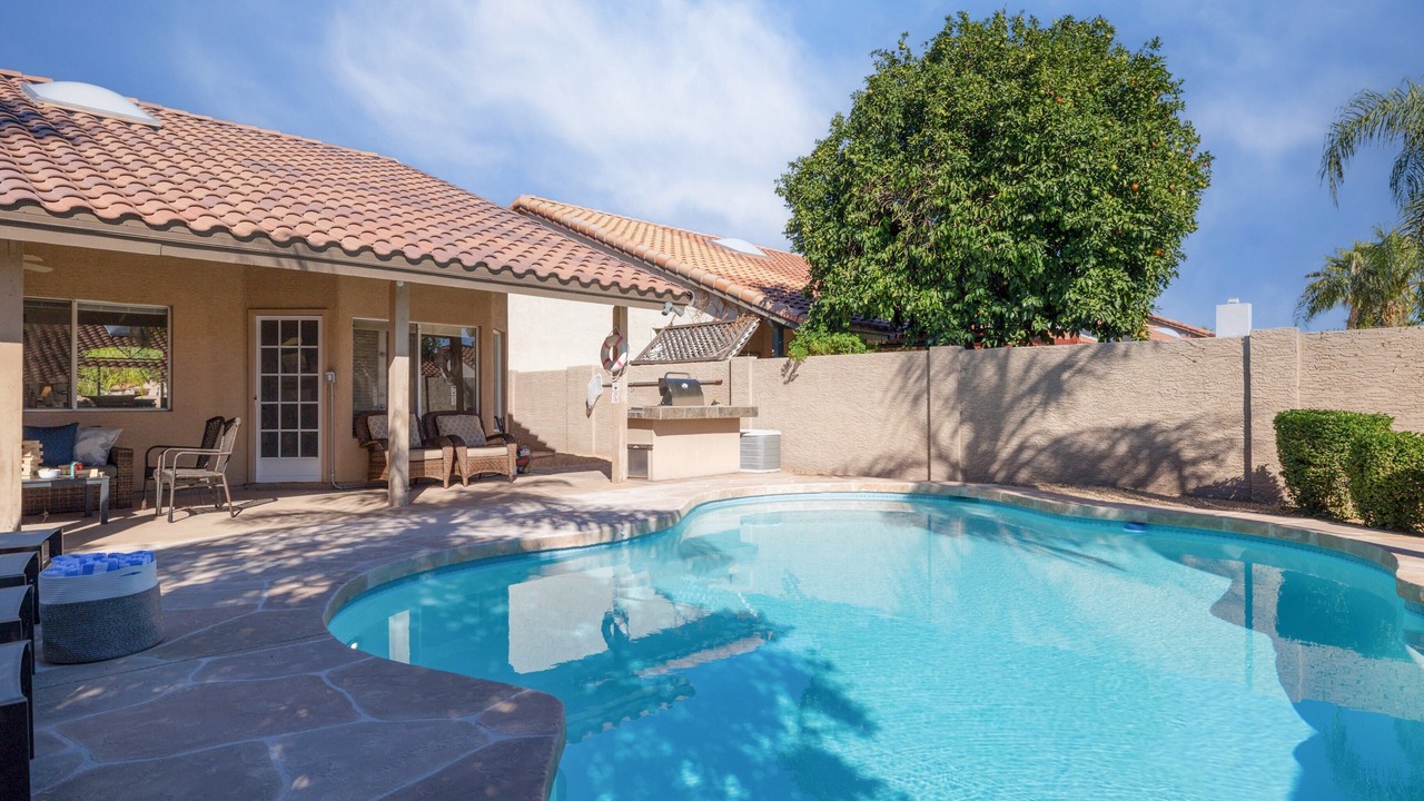 Photo of Outdoor in Paradise Valley Village