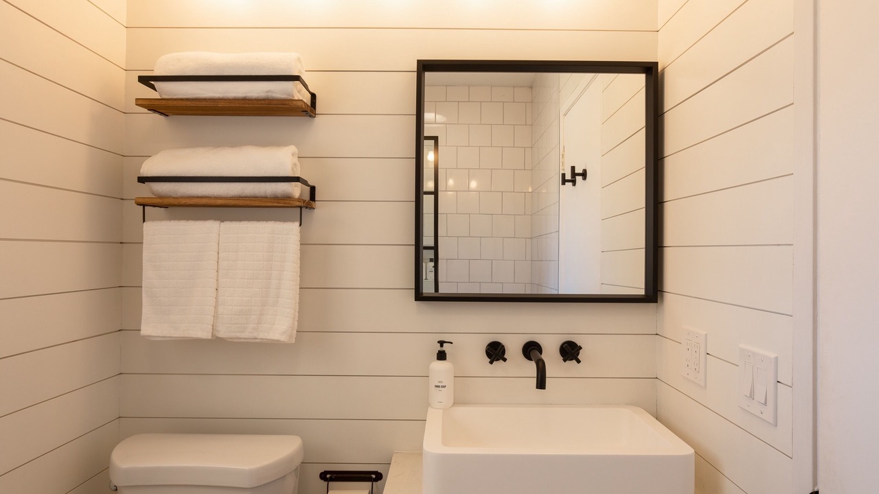 Photo of Bathroom in Yucca Valley