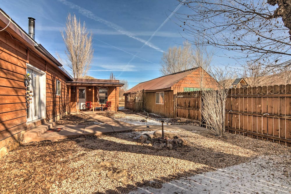 Photo of Outdoor in Henrieville
