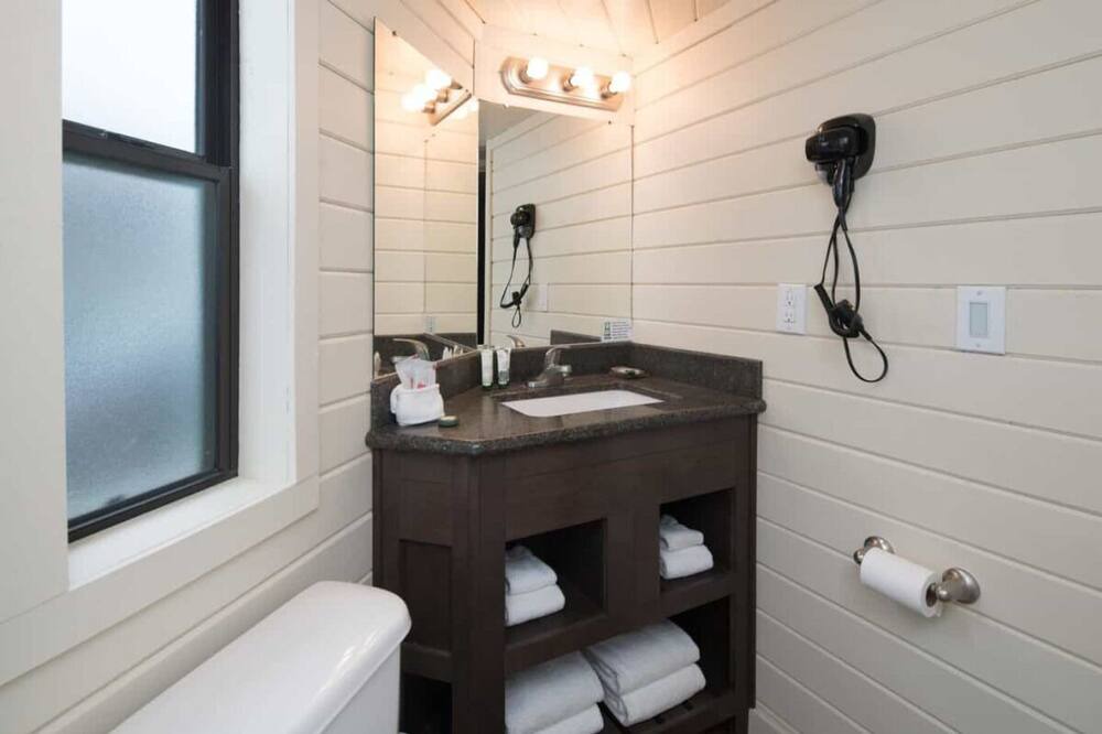 Photo of Bathroom in Camp Verde