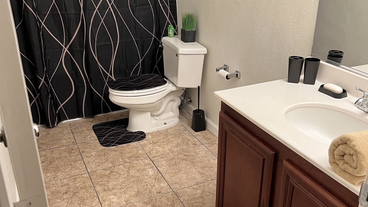 Photo of Bathroom in North Las Vegas