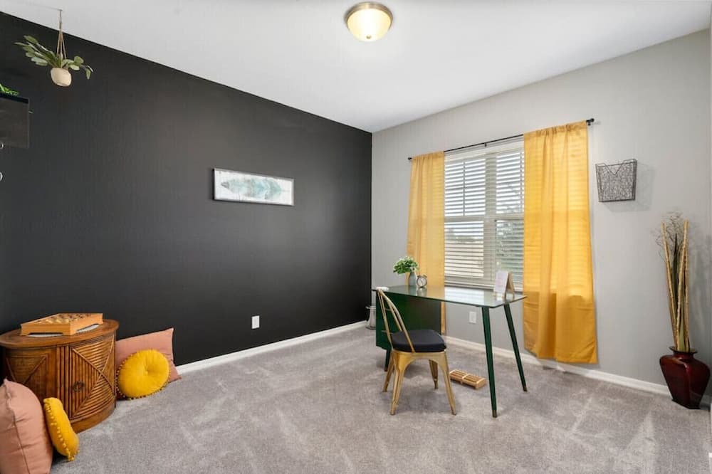 Photo of Bedroom in San Tan Valley