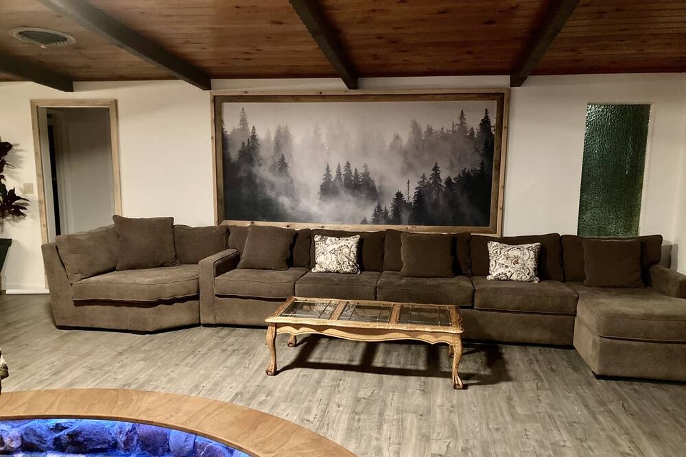 Photo of Livingroom in Ahwahnee