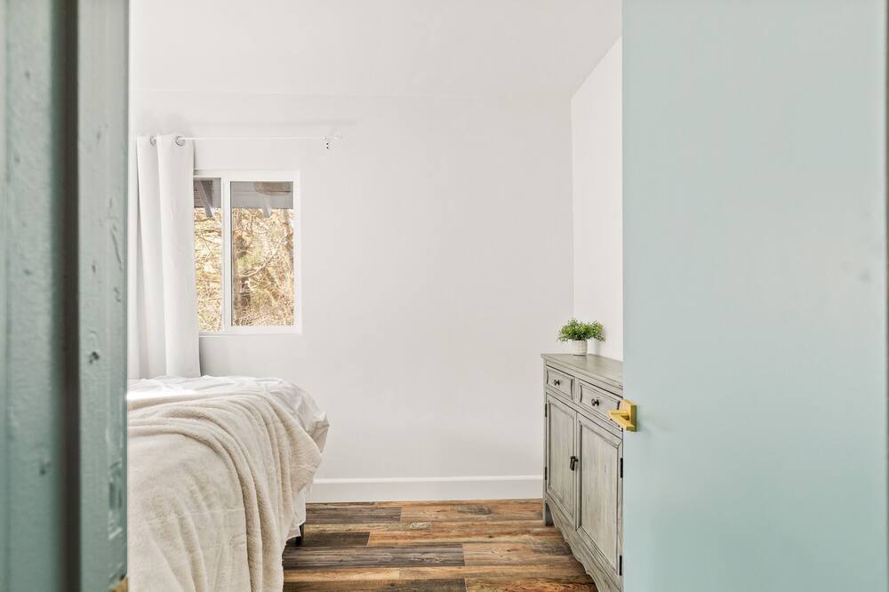 Photo of Bedroom in Patton