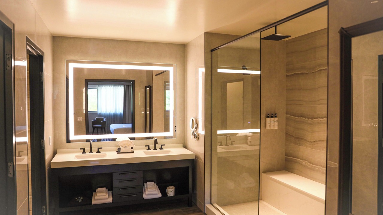 Photo of Bathroom in Tuolumne
