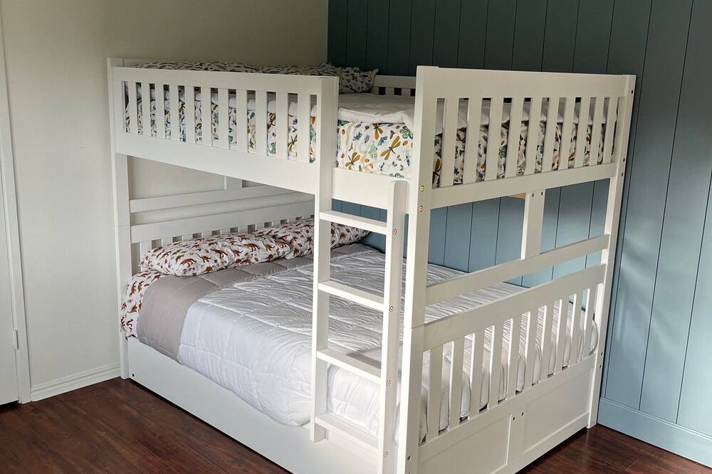 Photo of Bedroom in Grover Beach