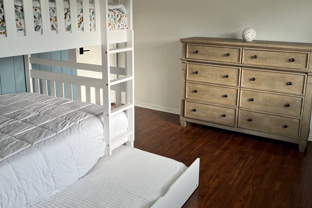Photo of Bedroom in Grover Beach