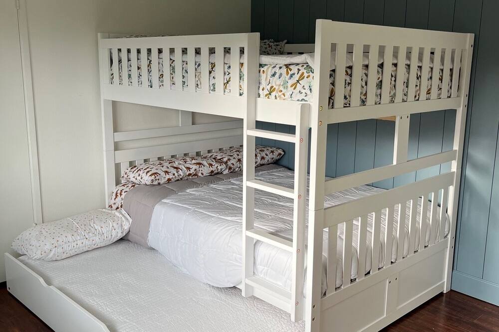 Photo of Bedroom in Grover Beach