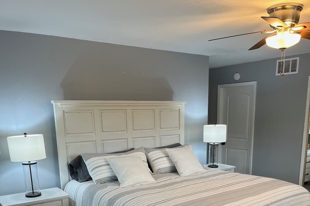 Photo of Bedroom in Grover Beach