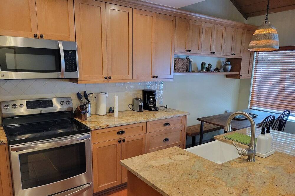Photo of Kitchen in Woodwinds