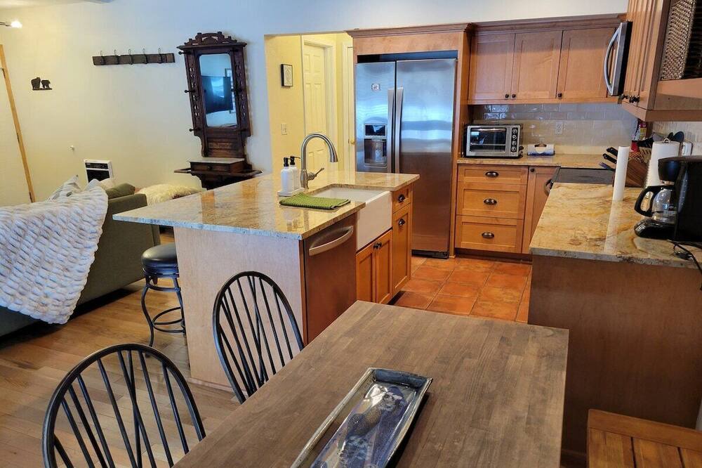 Photo of Kitchen in Woodwinds