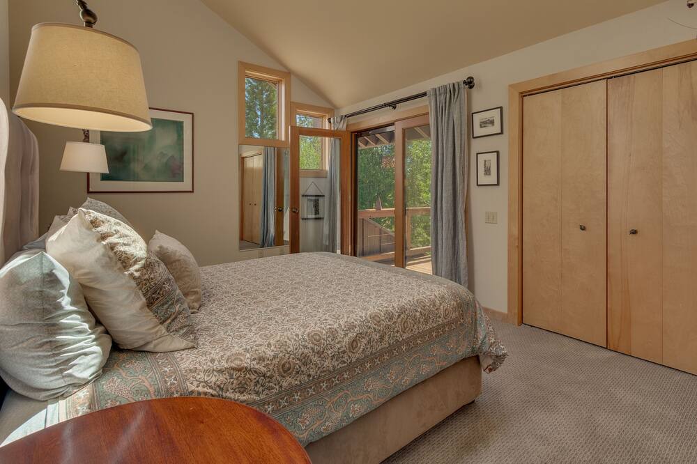 Photo of Bedroom in Comstock Acres