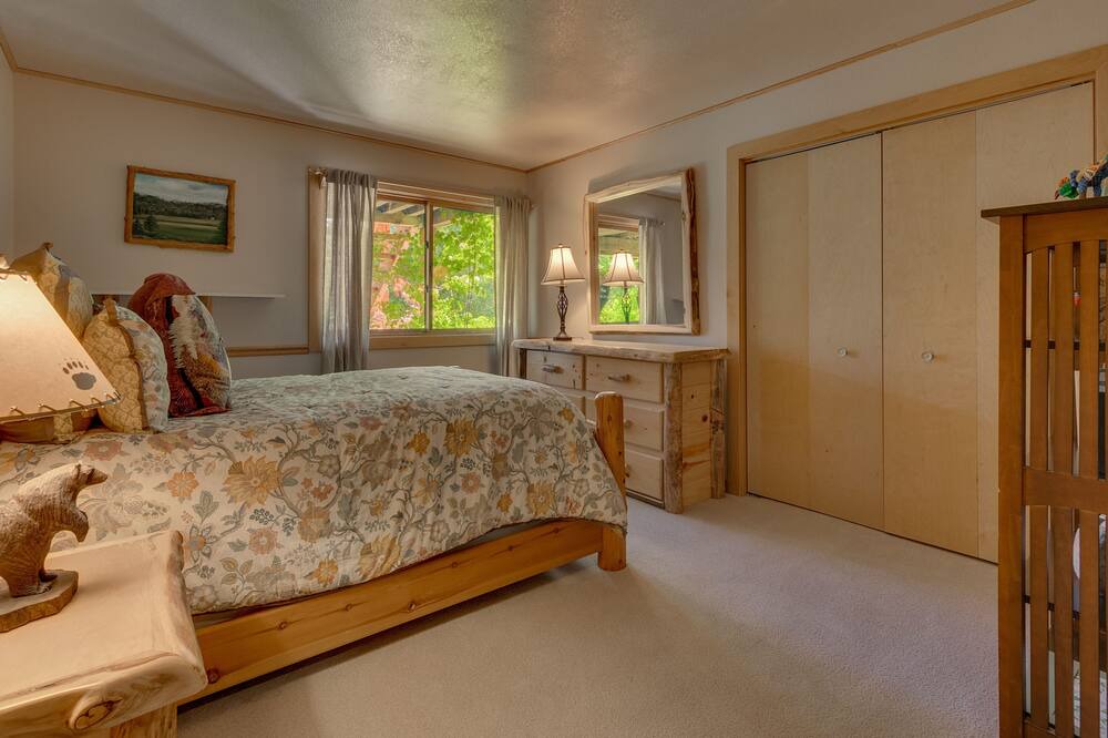 Photo of Bedroom in Comstock Acres