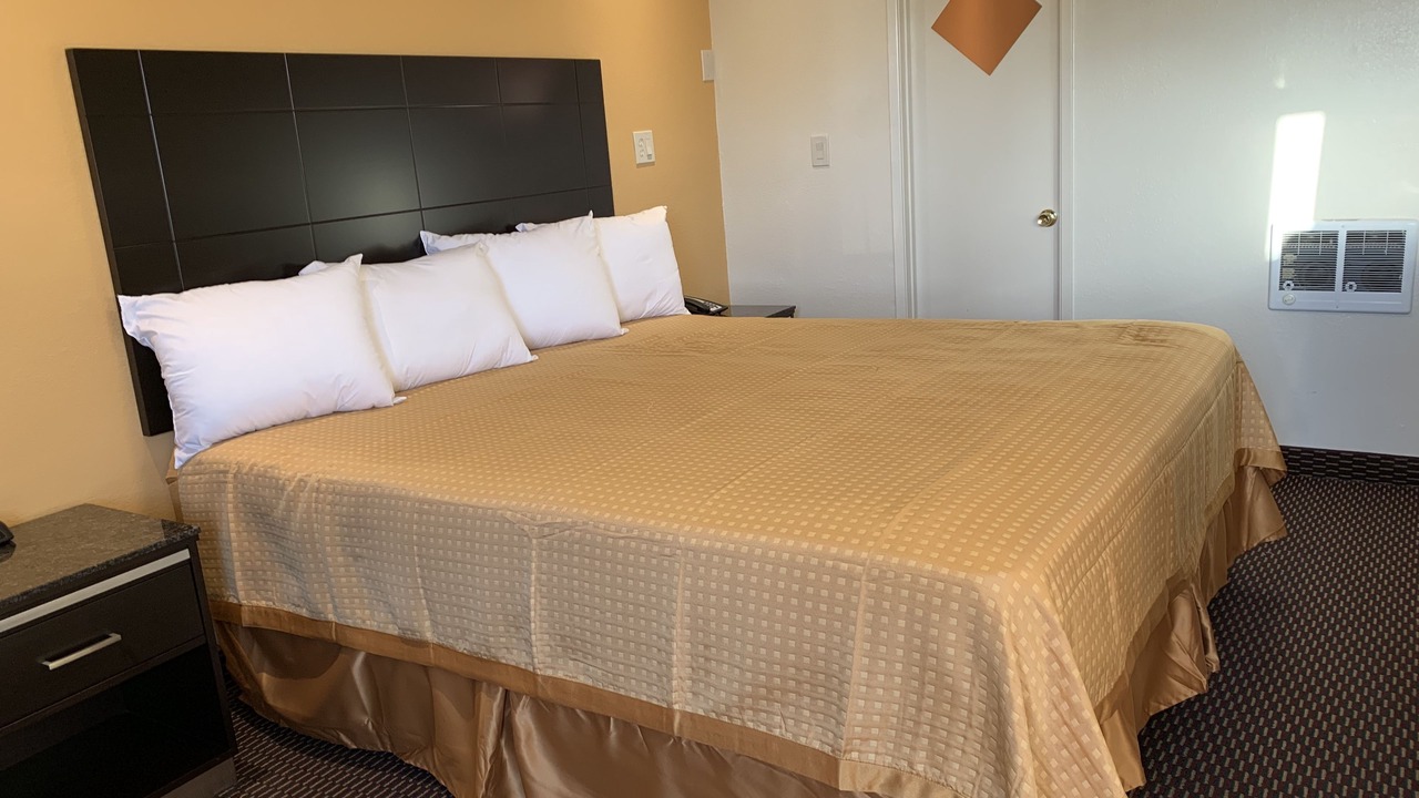 Photo of Bedroom in Grover Beach