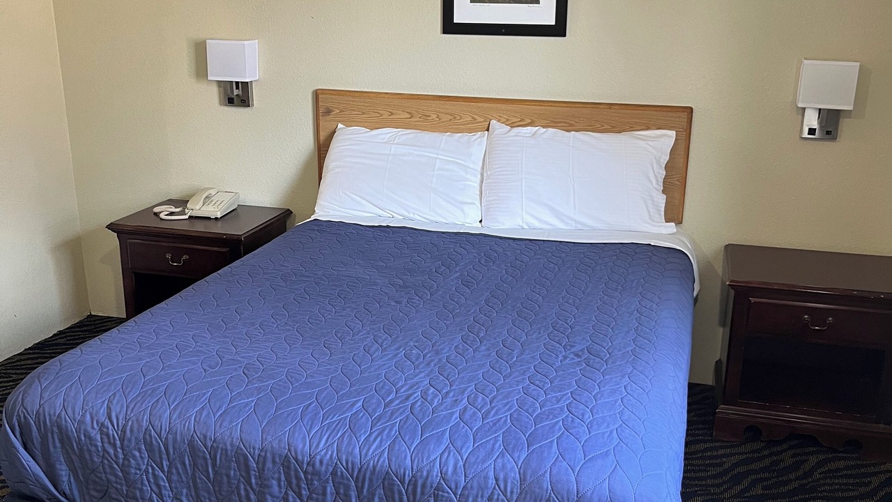 Photo of Bedroom in Salinas