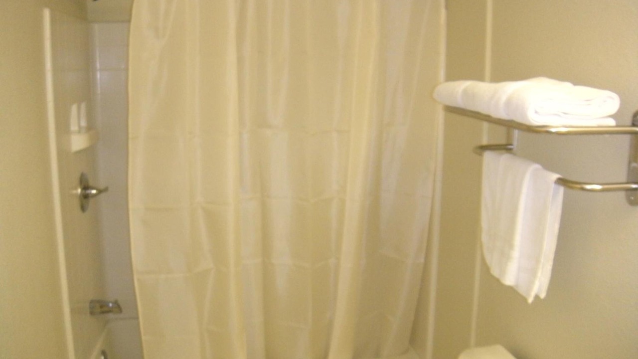 Photo of Bathroom in Salinas