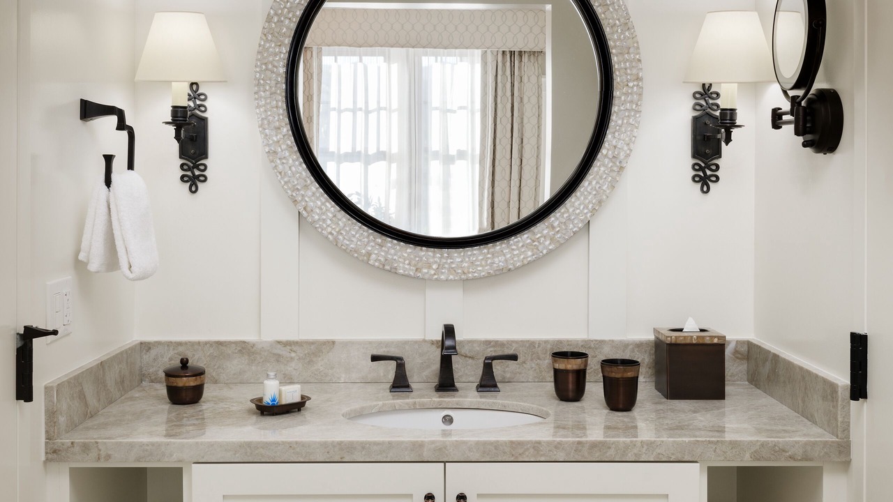 Photo of Bathroom in Avalon