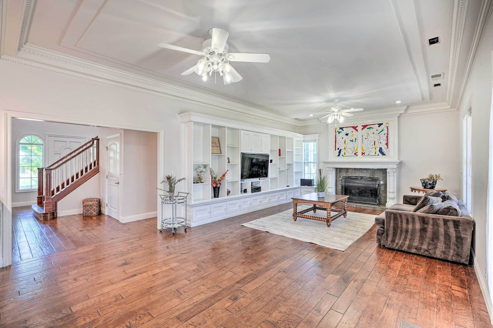 Photo of Livingroom in Galt