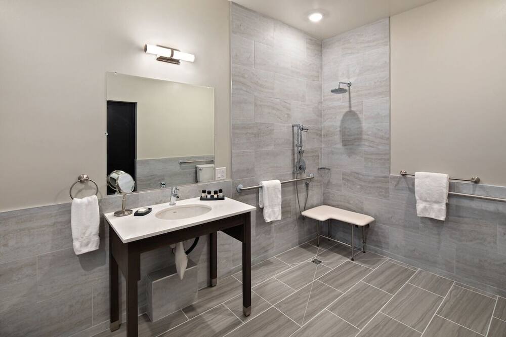 Photo of Bathroom in Winters
