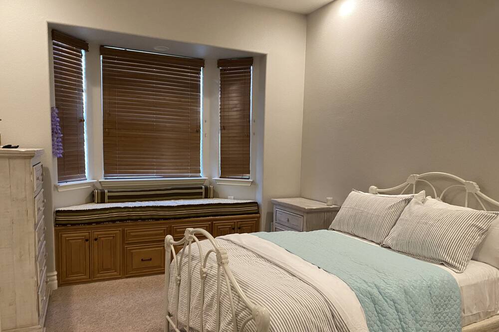 Photo of Bedroom in Madera