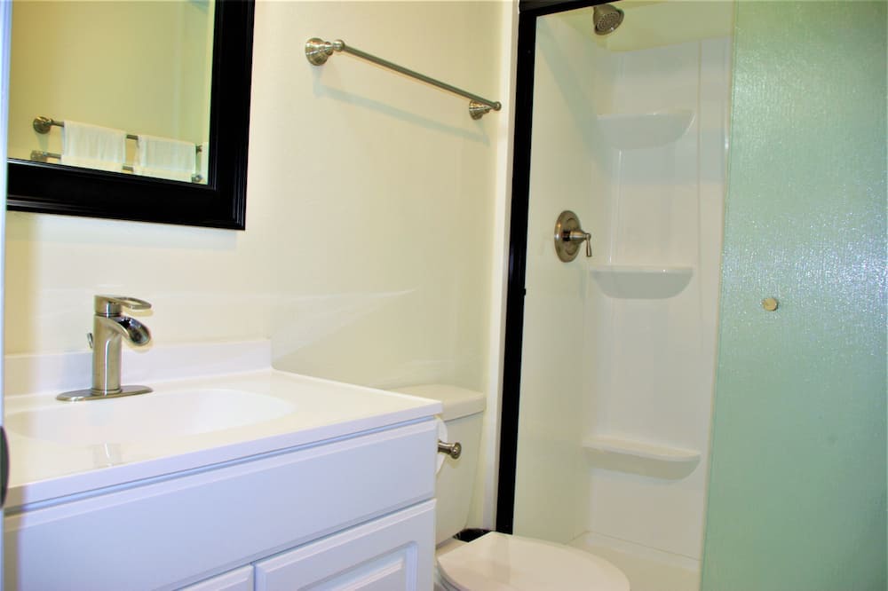 Photo of Bathroom in Swan Canyon
