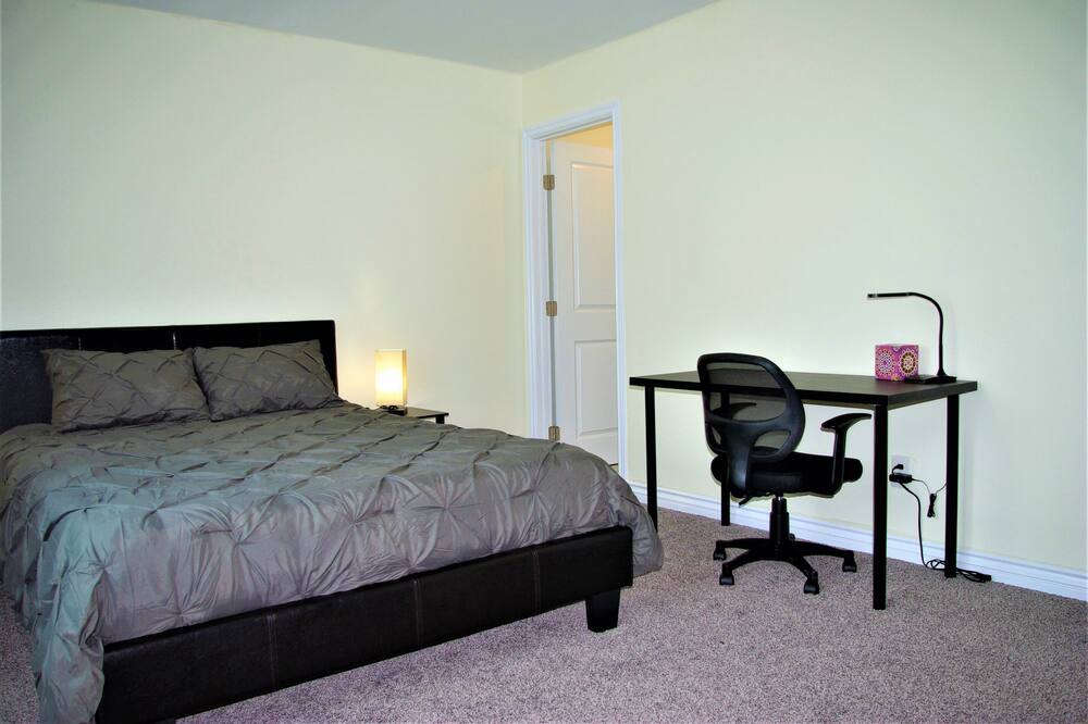 Photo of Bedroom in Swan Canyon