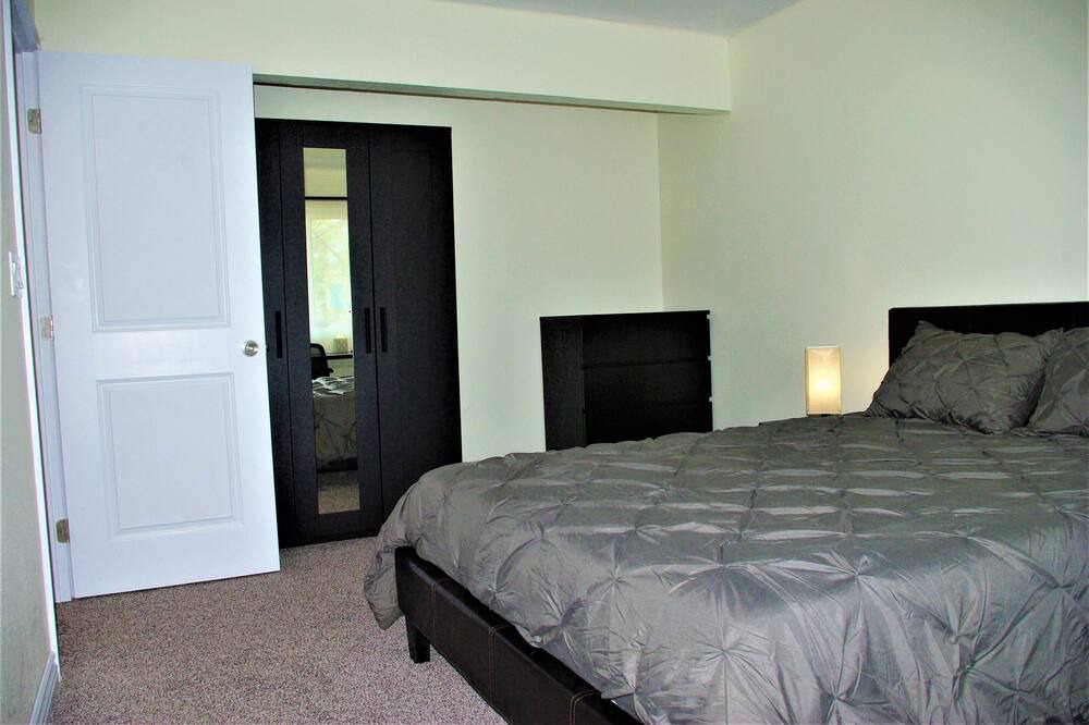 Photo of Bedroom in Swan Canyon
