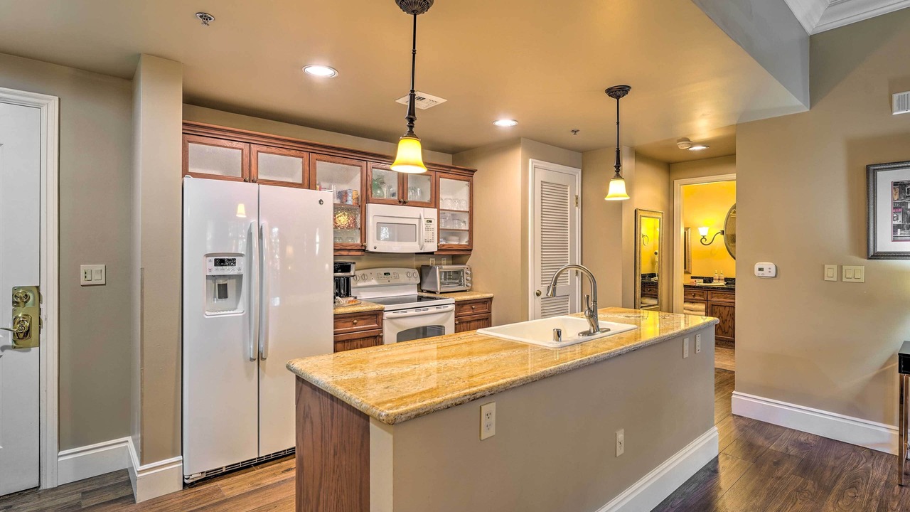 Photo of Kitchen in Lake Las Vegas
