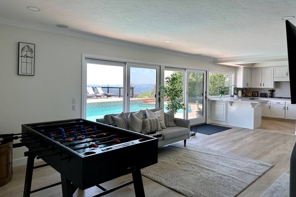 Photo of Bedroom in North Tustin