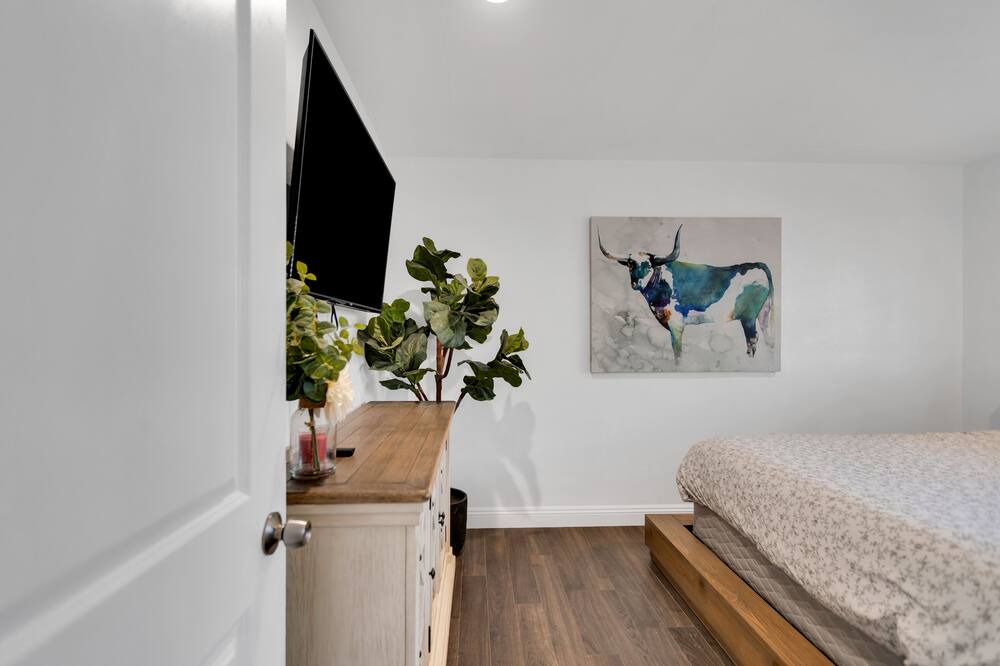 Photo of Bedroom in Southwest Anaheim