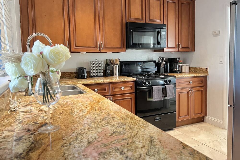 Photo of Kitchen in Southwest Anaheim