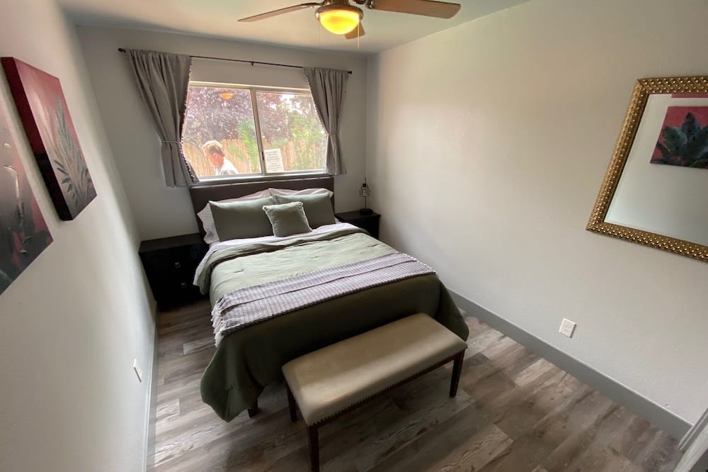Photo of Bedroom in Redding