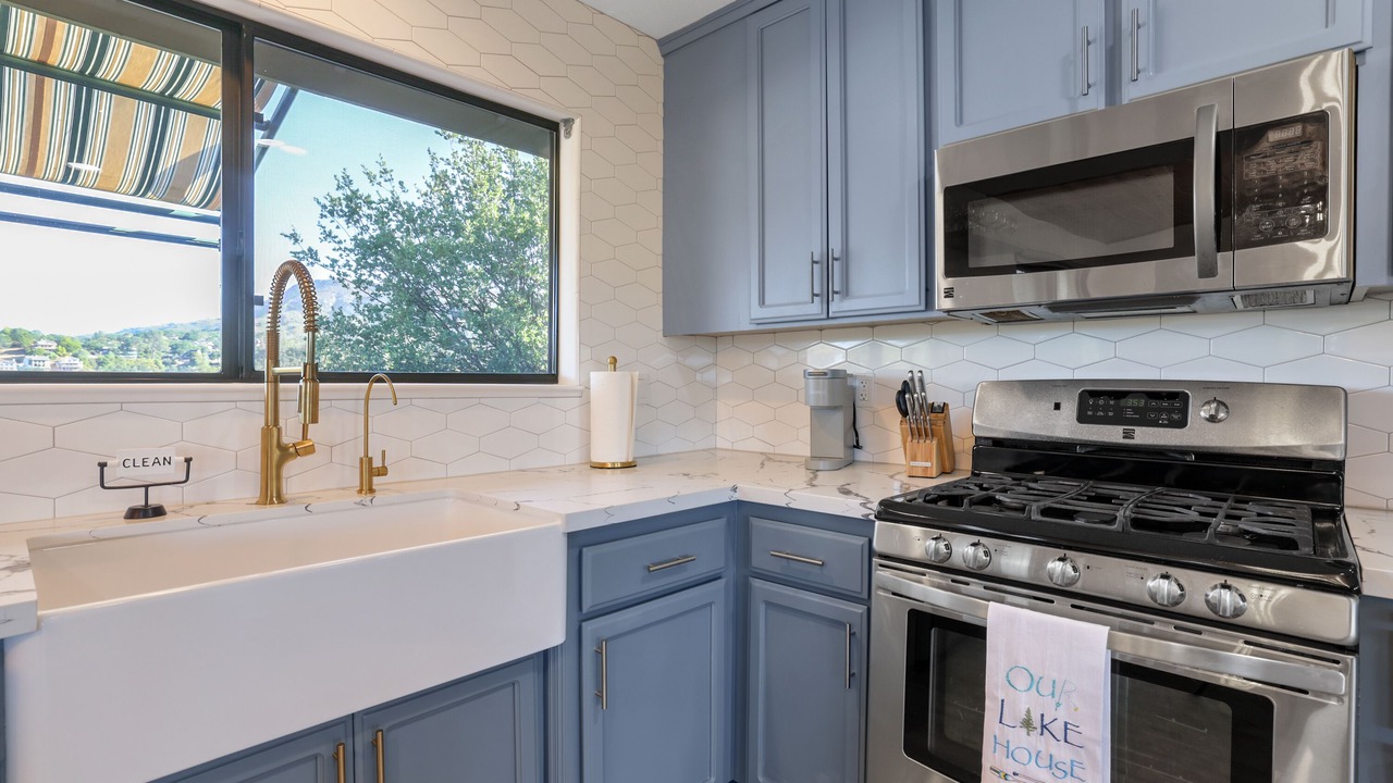 Photo of Kitchen in Oak Shores