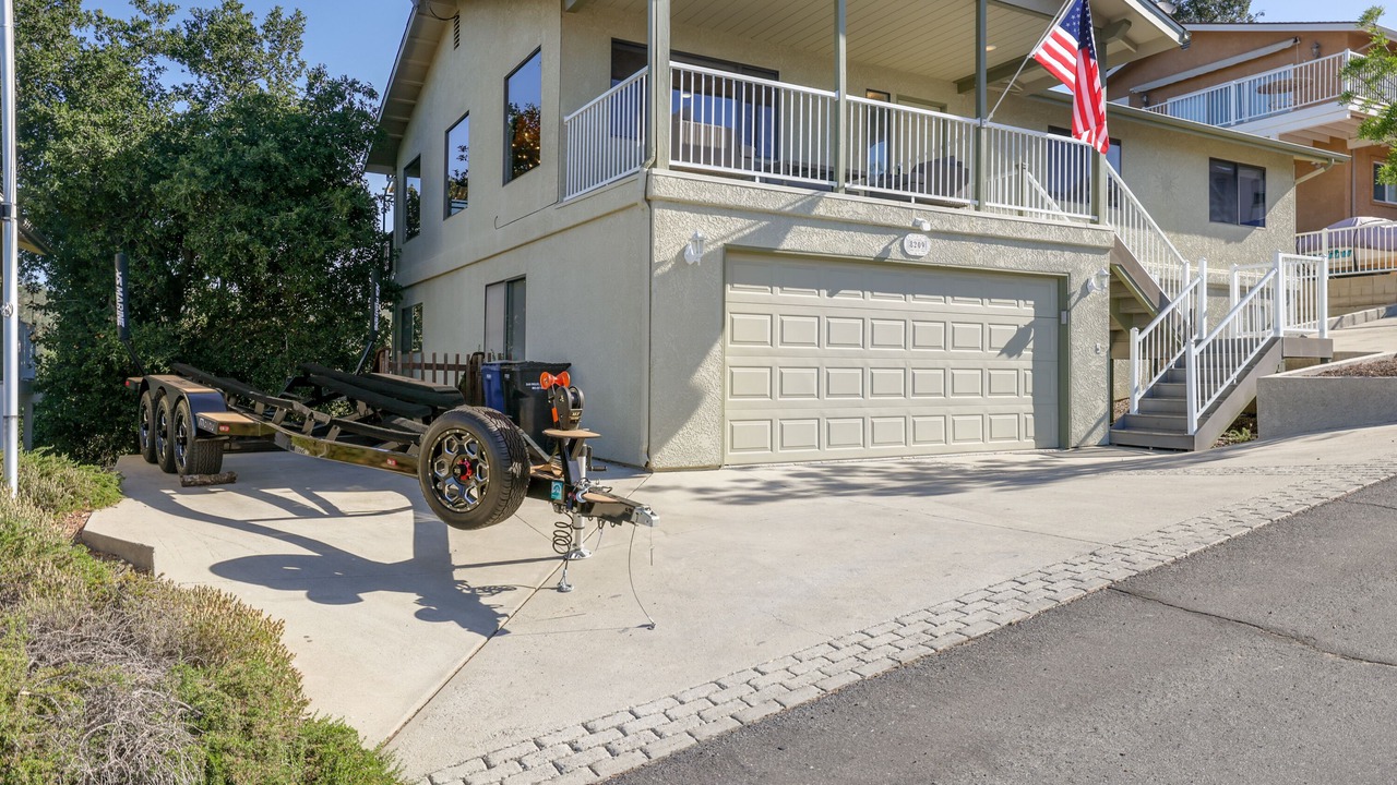 Photo of Outdoor in Oak Shores