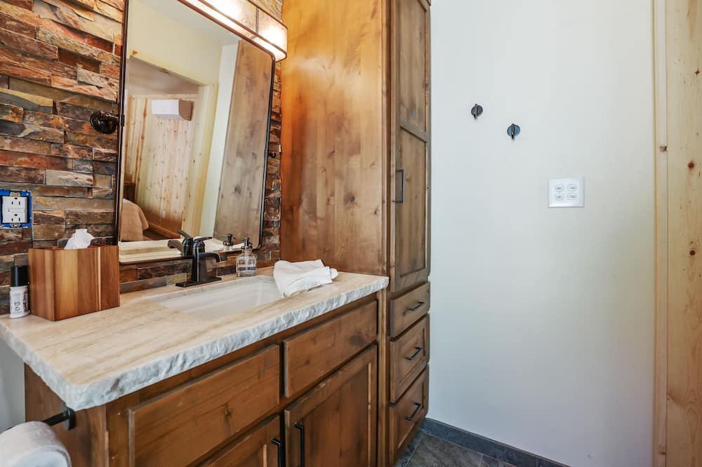 Photo of Bathroom in Camp Nelson