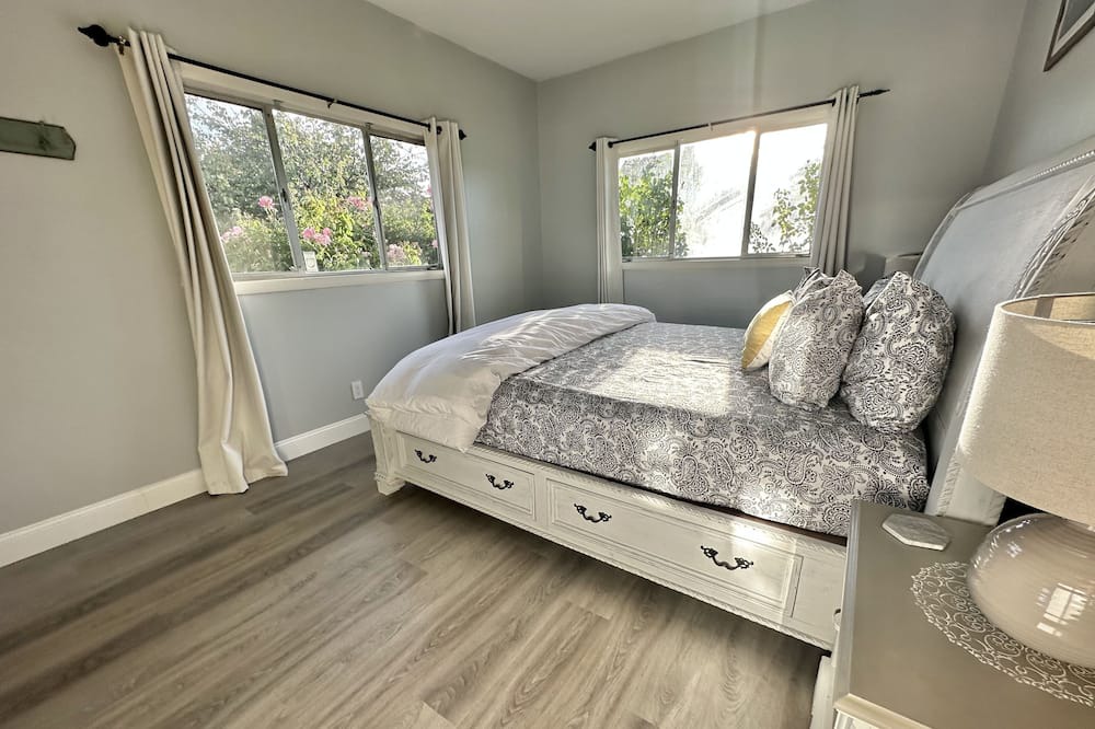 Photo of Bedroom in Winters