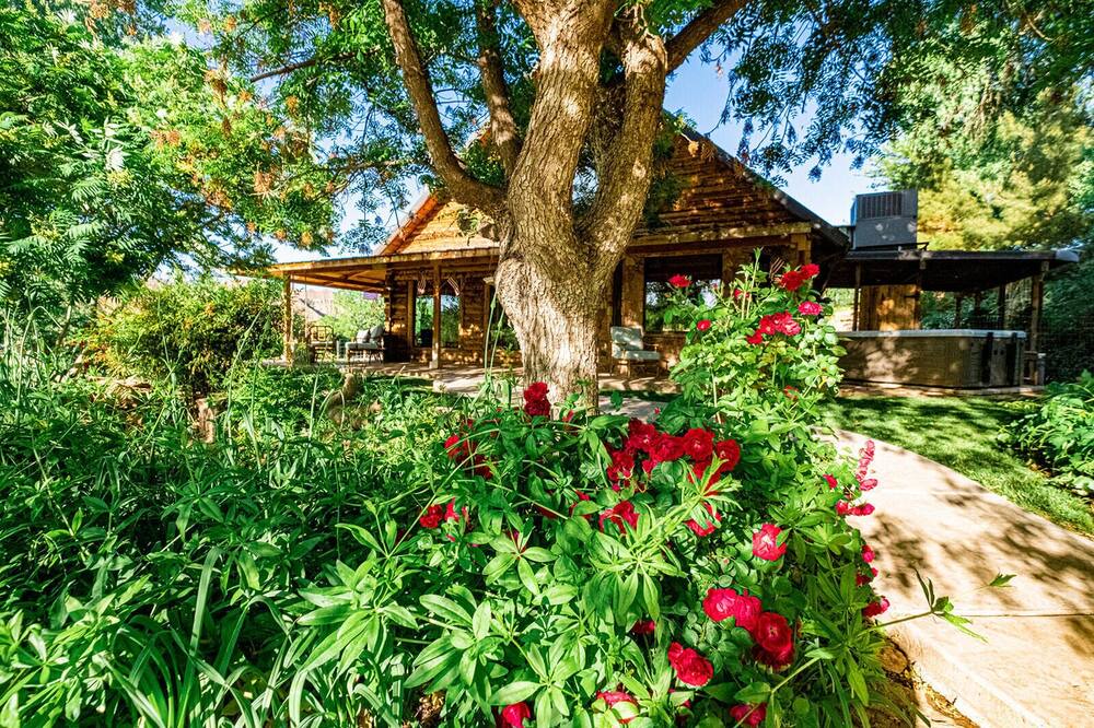 Photo of Outdoor in Virgin