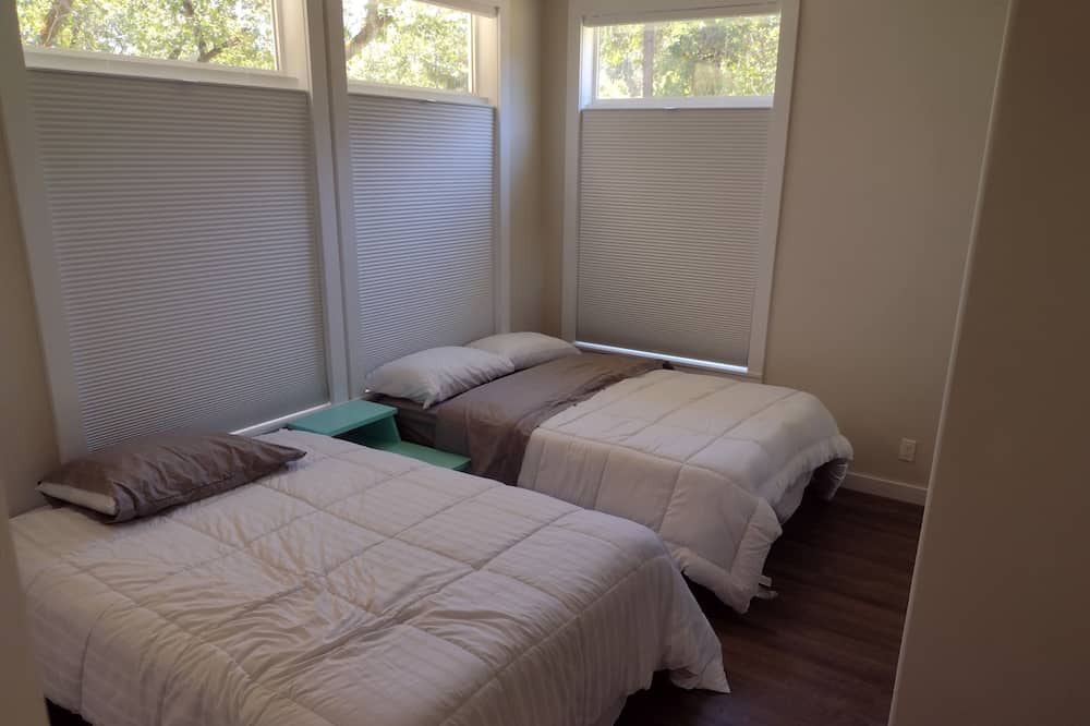 Photo of Bedroom in Willow Creek