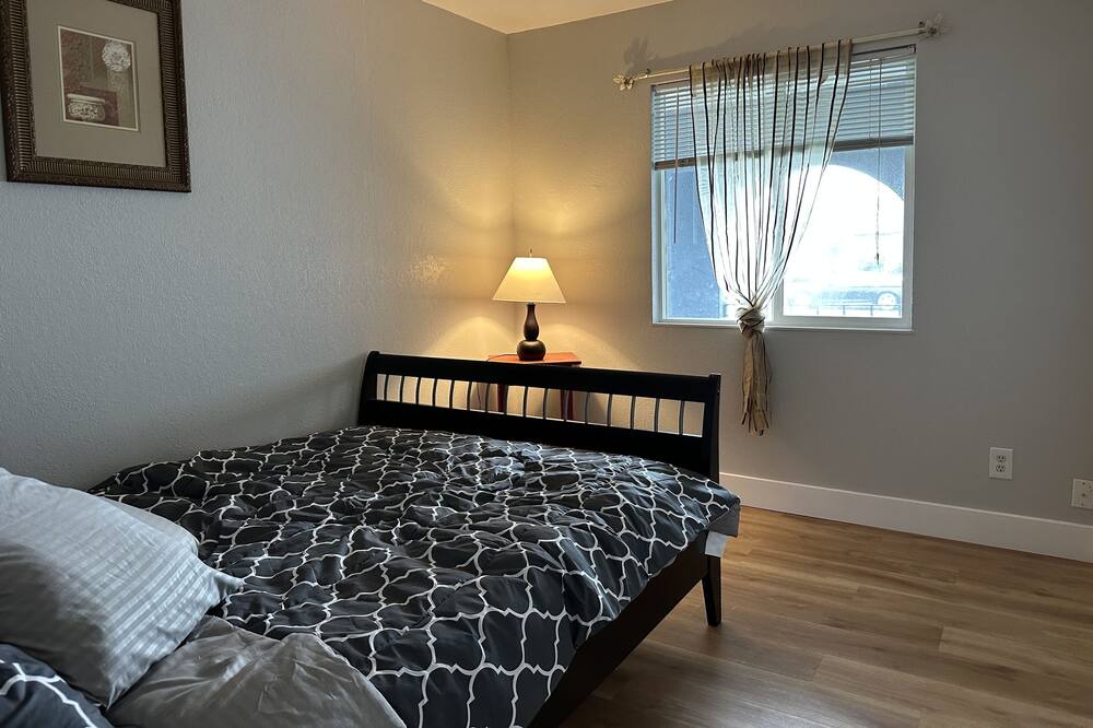 Photo of Bedroom in American Canyon
