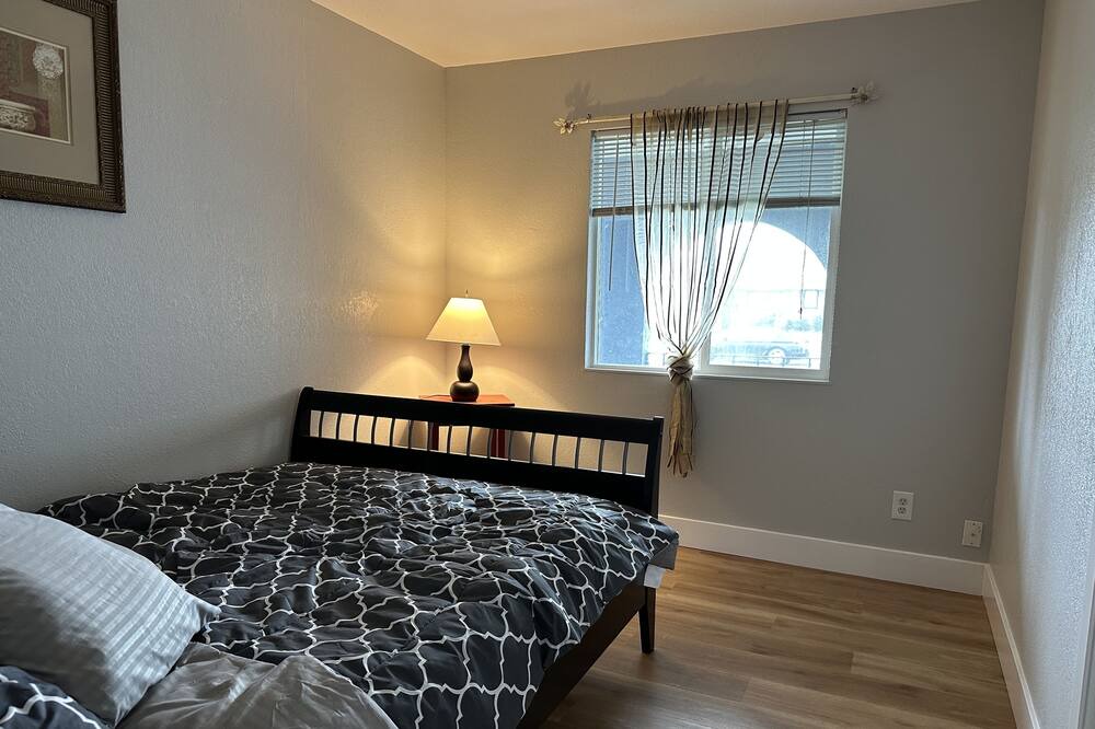 Photo of Bedroom in American Canyon