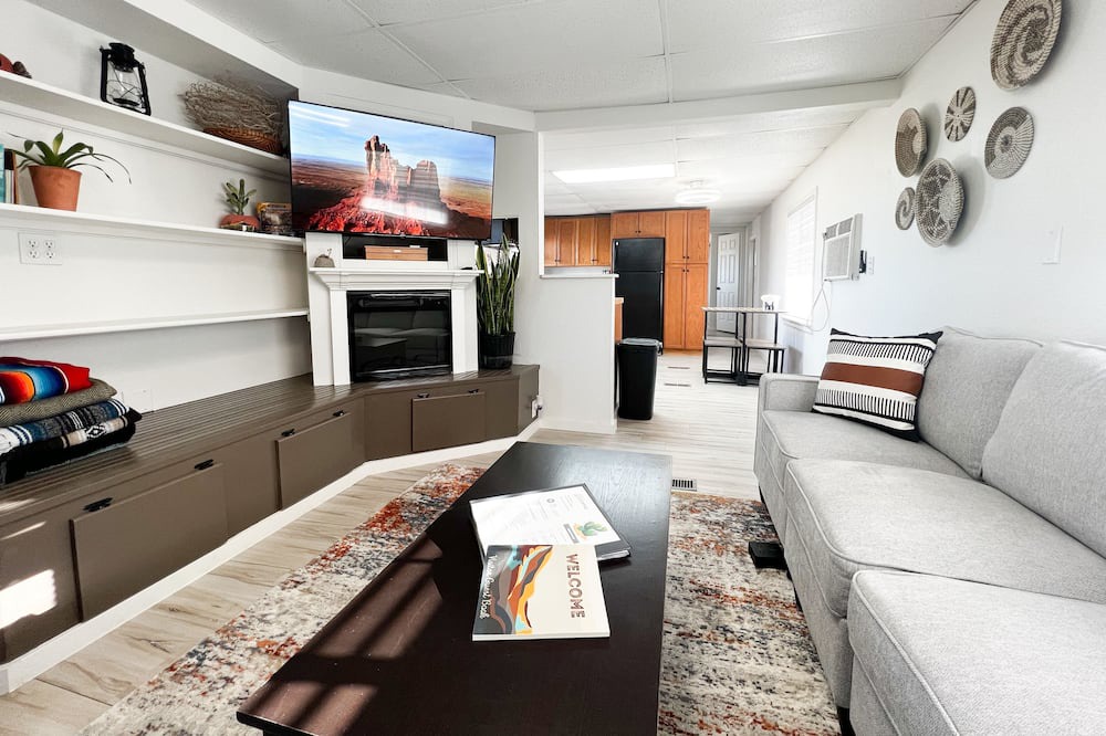 Photo of Livingroom in Chino Valley