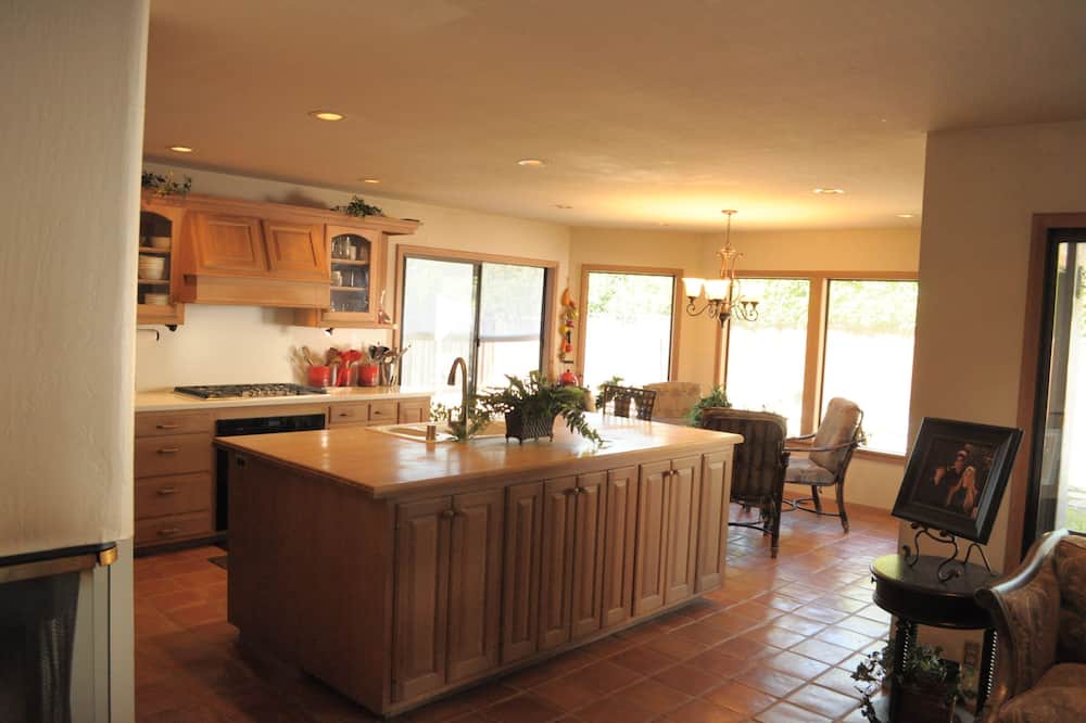 Photo of Kitchen in Moraga