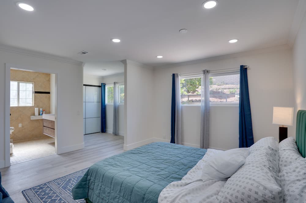 Photo of Bedroom in Laguna Hills
