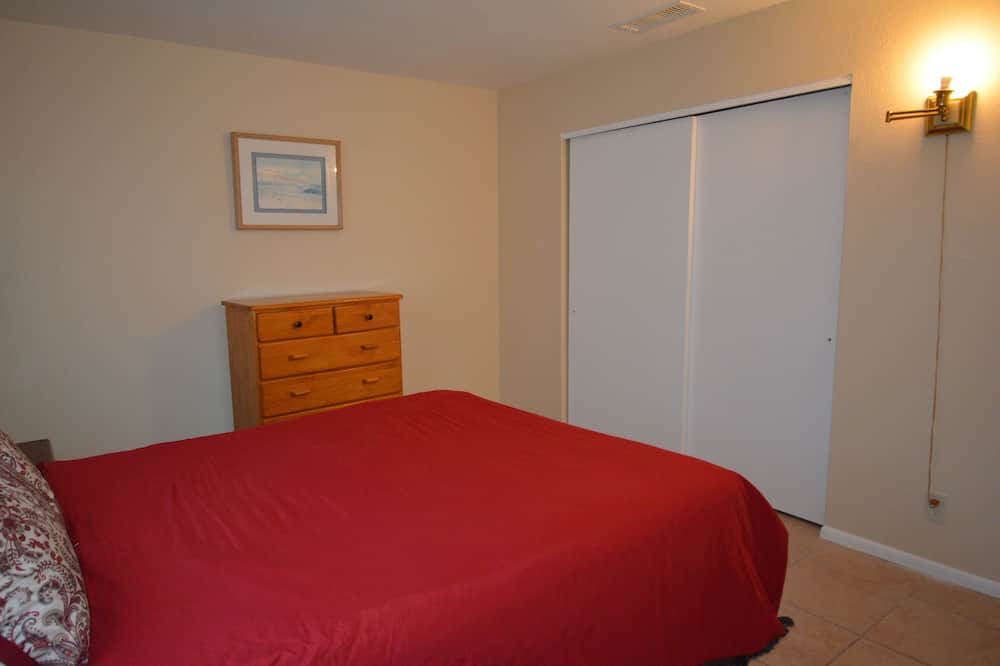 Photo of Bedroom in Earp