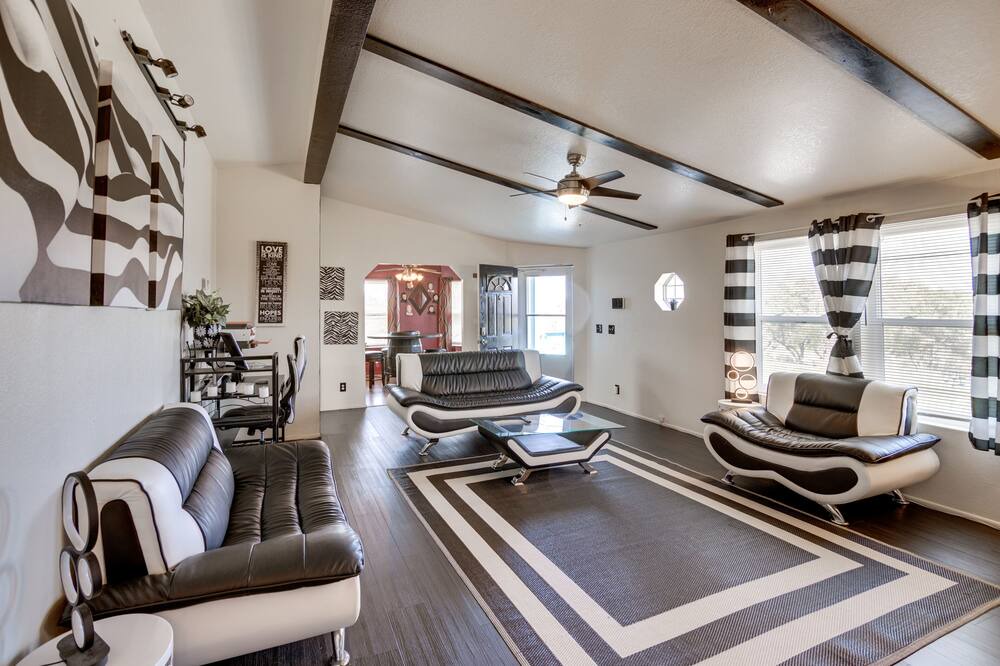Photo of Bedroom in Red Bluff