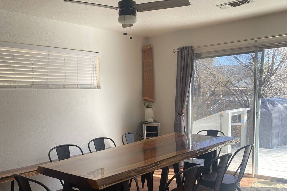 Photo of Livingroom in Wilbur Springs