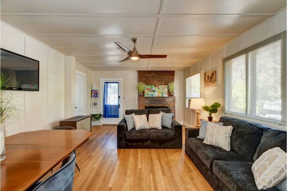 Photo of Livingroom in Mountain Club