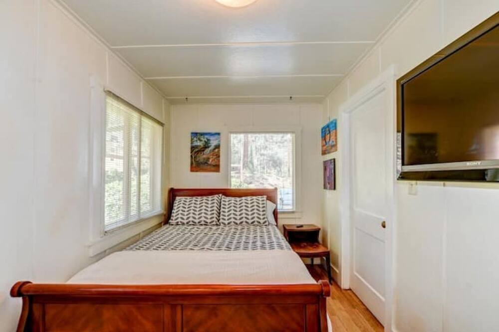 Photo of Bedroom in Mountain Club