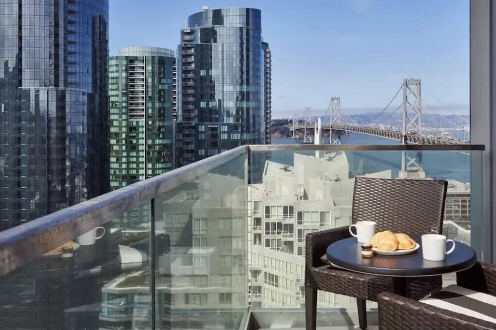 Photo of Outdoor in Rincon Hill