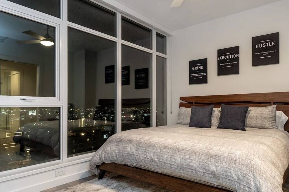 Photo of Bedroom in Rincon Hill